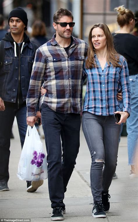 philip schneider bio|Hilary Swank Marries Boyfriend Philip Schneider .
